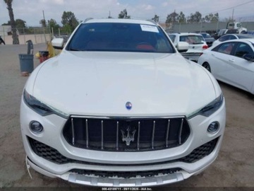 Maserati Levante 2019 Maserati Levante Granlusso 2019 3.0l 3.0 Benzyna 345KM, zdjęcie 7