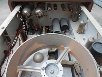 GENERATOR SYGNAŁOWY VHF HP 608D VINTAGE