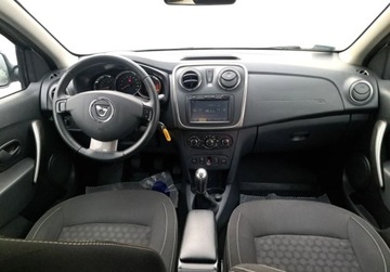 Dacia Sandero II Hatchback 5d TCe  90KM 2015 Dacia Sandero BDB stan - klima - hak - tempomat - czujniki z tylu Benzyna, zdjęcie 13