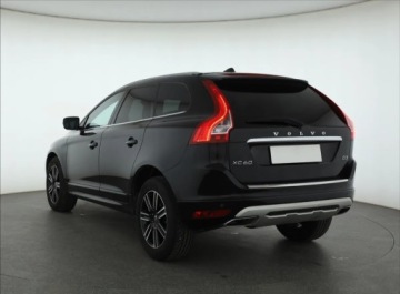 Volvo XC60 I SUV Facelifting 2.0 D3 DRIVE-E 150KM 2017 Volvo XC60 D3, Automat, Skóra, Navi, Klima, zdjęcie 3