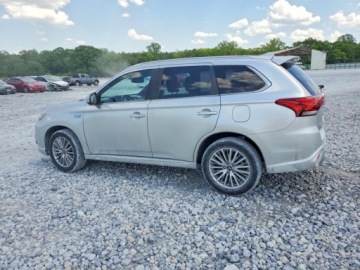 Mitsubishi Outlander III 2022 Mitsubishi Outlander Sel 2022 2.4 Hybryda Plug-in 126KM, zdjęcie 1