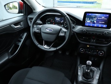 Ford Focus III Hatchback 5d facelifting 1.0 EcoBoost 125KM 2018 Ford Focus 1.0 EcoBoost, Salon Polska, Serwis ASO, zdjęcie 6