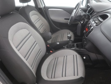 Fiat Punto Grande Punto Hatchback 5d 1.4 Start&amp;Stop 77KM 2011 Fiat Punto Evo 1.4, Salon Polska, Serwis ASO, zdjęcie 8