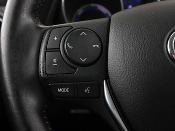 Toyota Auris II Touring Sports Facelifting 1.8 Hybrid 136KM 2016 Toyota Auris HEV automat navi kamera cofania, zdjęcie 29