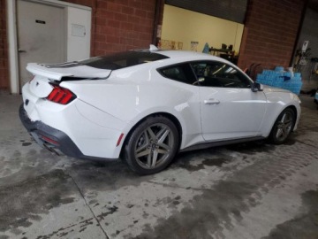 Ford Mustang VI 2024 Ford Mustang 2024 FORD MUSTANG 2.3 Benzyna 315KM, zdjęcie 3