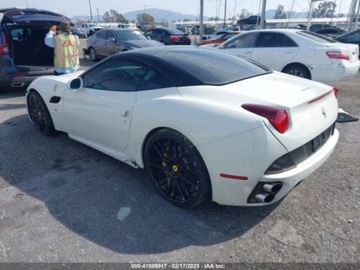 Ferrari California 2013 Ferrari California 2013 4.3l 4.3 Benzyna 483KM, zdjęcie 3