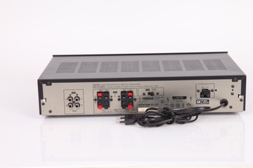 Усилитель мощности Yamaha M-35