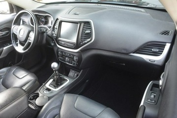 Jeep Cherokee V Terenowy 2.0 MJD 140KM 2018 Jeep Cherokee 2.0 MJet skóra biksenon nawi kamera, zdjęcie 18
