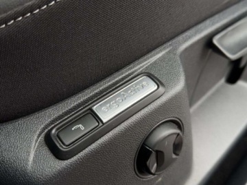 Volkswagen T-Roc I SUV Facelifting 1.5 TSI ACT 150KM 2024 Volkswagen T-Roc R-line, Keyless, Asystenci, Kamera 1.5 Benzyna 150KM, zdjęcie 10