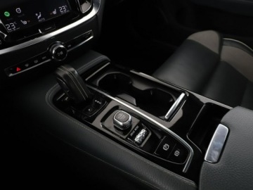 Volvo S60 III 2019 Volvo S60 FV23% R-Design PHEV T8 automat AWD, zdjęcie 28