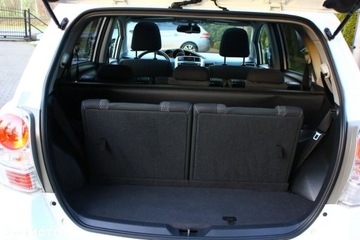 Toyota Verso Minivan Facelifting 1.6 D-4D 112KM 2015 Toyota Verso Toyota Verso 1.6 D-4D 7-Sitzer StartStop Skyview Edition 1.6, zdjęcie 34