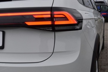 Volkswagen Taigo 1.0 TSI 110KM 2022 Volkswagen Taigo SalonPL 110KM TSI DSG Life APPconnect Pakiety Pod.Fotel D, zdjęcie 38