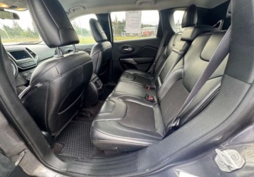 Jeep Cherokee V 2019 Jeep Cherokee Jeep Cherokee Latitude Plus 2.4L LPG 2.4 Benzyna 177KM, zdjęcie 33