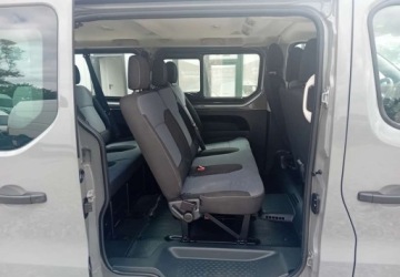 Opel Vivaro B Kombi Extra Long H1 2,9t 1.6 BiTurbo 125KM 2016 Opel Vivaro Opel Vivaro 1.6 Diesel 125KM, zdjęcie 13