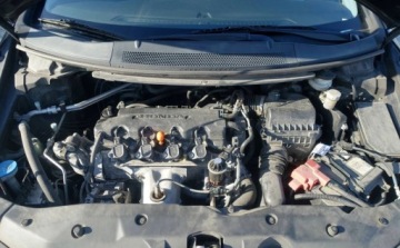 Honda Civic IX Hatchback 5d 1.8 i-VTEC 142KM 2012 Honda Civic 1.8 i-VTEC 142KM Niski przebieg Alcantara Klimatronik Kamera, zdjęcie 31