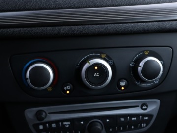 Renault Megane III Hatchback 1.6 16v 100KM 2009 Renault Megane 1.6 16V, Klima, Parktronic, zdjęcie 15