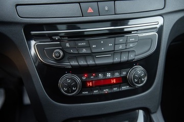 Peugeot 508 I SW 1.6 THP 156KM 2011 Peugeot 508 SW 1.6 Turbo 156PS full opcja keyles HeadUp Xenon Navi Gwaranc, zdjęcie 14