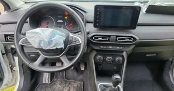 Dacia Sandero III Hatchback 5d 1.0 TCe 90KM 2022 Dacia Sandero Dacia Sandero TCe 90 Comfort Benzyna 91KM, zdjęcie 26