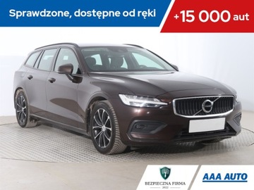 Volvo V60 II  Kombi 2.0 D3 150KM 2020 Volvo V60 D3 2.0, Salon Polska, 1. Właściciel