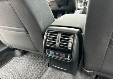 Volkswagen Passat B8 Variant 2.0 TDI BlueMotion SCR 150KM 2017 Volkswagen Passat 2,0 TDI 150 KM 4-Motion Serwis GWARANCJA Zamiana Zarejes, zdjęcie 24