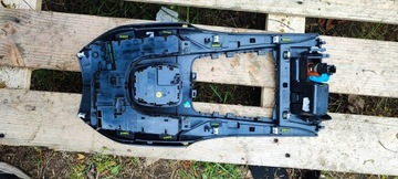 CITROEN DS DS5 PANEL ŘÍZENÍ NAVI TUNEL CENTRÁLNÍ KONZOLA RÁMEČEK ŘAZENÍ