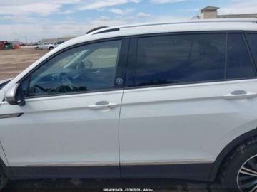 Volkswagen Tiguan III 2024 Volkswagen Tiguan 2024 VOLKSWAGEN TIGUAN 2.0T WOLFSBURG EDITION 2.0 Benzyna, zdjęcie 7