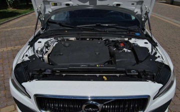 Volvo V60 II  2021 Volvo V60 GWARANCJA, 2021r, 2.0 Diesel Hybryda, Automat, Bogate wyposazeni, zdjęcie 16