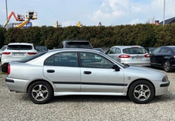 Mitsubishi Carisma Hatchback 1.9 DID 102KM 2002 Mitsubishi Carisma I rejestracja 2003 r. 1.9 Diesel 102KM, zdjęcie 6