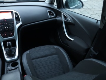 Opel Astra J Sports Tourer Facelifting 1.6 CDTI ecoFLEX 110KM 2014 Opel Astra 1.6 CDTI, Klima, Klimatronic, zdjęcie 7