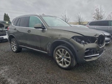 BMW X5 G05 2022 BMW X5 xDrive45e 2022 3.0l 3.0 Hybryda 389KM, zdjęcie 4