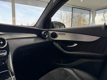 Mercedes GLC C253 SUV 2.0 250 211KM 2019 Mercedes-Benz GLC 250 Coupe AMG Line 4-Matic / 1 w, zdjęcie 24