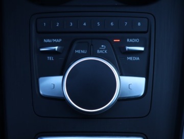 Audi A4 B9 Avant 2.0 45 TFSI 245KM 2019 Audi A4 Allroad 45 TFSI, Serwis ASO, 4X4, zdjęcie 16