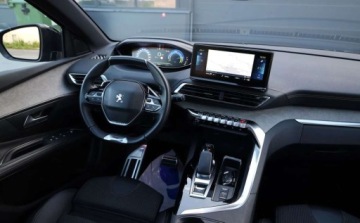 Peugeot 3008 II Plug-In Hybrid Facelifting 1.6 HYBRID 225KM 2021 Peugeot 3008 Peugeot 3008 225 e-EAT8 GT Pack 1.6 Hybryda Plug-in 225KM, zdjęcie 6