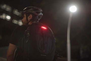 KNOG PLUS USB ЗАДНЯЯ ВЕЛОСИПЕДНАЯ ФОНАРЬ, ЧЕРНАЯ