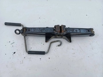 Nissan Almera N16 Primera p11 Lewarek Podnośnik koła