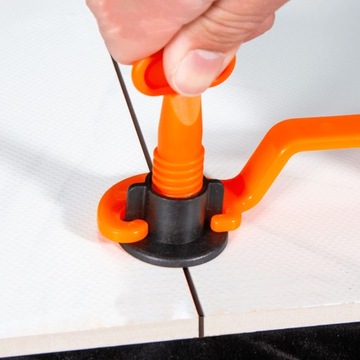 КОМПЛЕКТ ДЛЯ ВЫРАВНИВАНИЯ МНОГОРАЗОВОЙ ПЛИТКИ