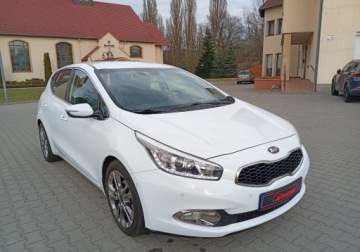 Kia Ceed II Hatchback 5d 1.6 GDI 135KM 2012 Kia Ceed Zarejestrowany - benzyna - serwis - automat - 1,6 - 135 KM 1.6