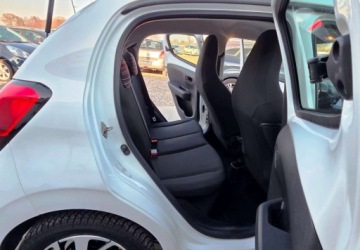 Citroen C1 II Hatchback 5d 1.0 VTi 72KM 2018 Citroen C1 1,0 Ben 72 KM Benzyna 72KM, zdjęcie 27