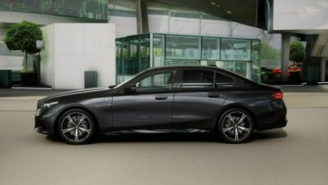 BMW Seria 5 G90-91 Touring 2.0 520d 197KM 2025 BMW 520 xDrive Limuzyna - DEMO - Koła zimowe w, zdjęcie 4