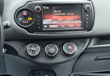 Toyota Yaris III Hatchback 5d Facelifting 1.33 Dual VVT-i 99KM 2016 Toyota Yaris Automat, salon Polska, Kamera cofania, 53 tys km 1.3 Benzyna, zdjęcie 6