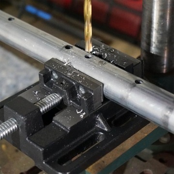 ПРЕЦИЗИОННЫЕ ПЛОСКИЕ МАШИННЫЕ ТИСКИ для вертикального НАСТОЛЬНОГО сверла диаметром 100 мм.