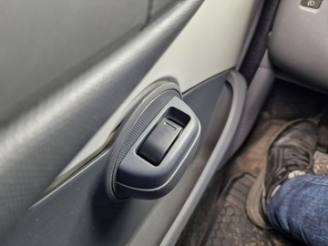 Citroen C1 I Hatchback 3d Facelifting 1.4 HDi 54KM 2009 Citroen C1 kompakt, zdjęcie 8