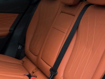 Mercedes GLC C254/X254 Coupe 2.0 220d 197KM 2025 GLC Coupe 220 d 4-Matic AMG Line 2.0 (197KM) 2025, zdjęcie 8