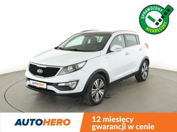 Kia Sportage III SUV Facelifting 2.0 GDI 166KM 2015 Kia Sportage 4x4 automat półskóra navi klima