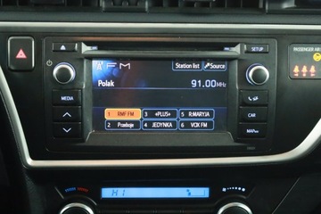 Toyota Auris II Touring Sports Valvematic 130 132KM 2013 Toyota Auris 1.6 Valvematic, Salon Polska, zdjęcie 8