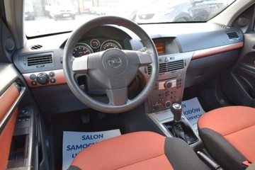 Opel Astra H Kombi 1.4 TWINPORT ecoFLEX 90KM 2004 Opel Astra 1.4 Benzyna, Kombi, Zarejestrowany,..., zdjęcie 16