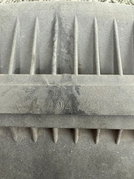 POUZDRO FILTRU VZDUCHU 3.2 DID MITSUBISHI PAJERO III 3 MR404721