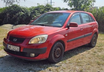 Kia Rio II Sedan 1.6 i 16V 112KM 2005