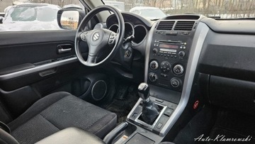 Suzuki Grand Vitara II SUV 2.0 i 16V 140KM 2006 Suzuki Grand Vitara Suzuki Grand Vitara 2.0 Instal Gaz 4x4 Okazja 2.0, zdjęcie 9