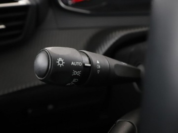 Peugeot 208 II Hatchback 1.2 PureTech 102KM 2019 Peugeot 208 navi klimatyzacja czujniki parkowania, zdjęcie 32